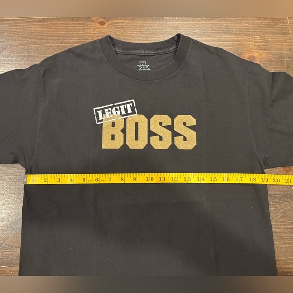 WWE NXT Sasha Banks Legit Boss Banks On It Pro Wrestling T-Shirt - Picture 7 of 8
